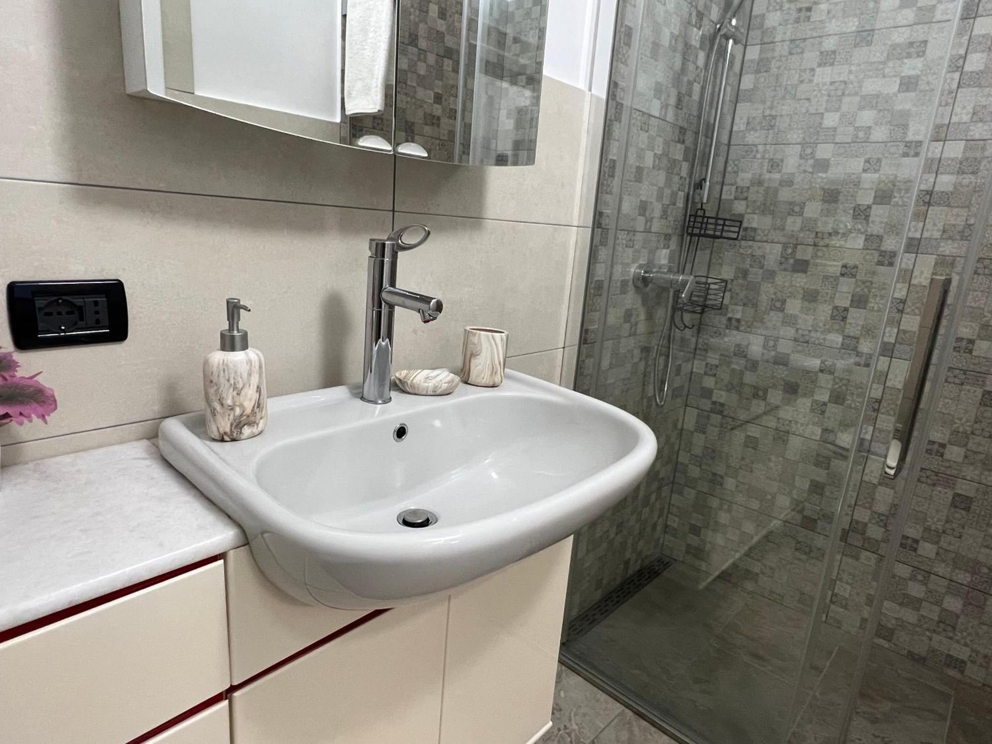 Gara Arcu Apartament Apartment Iasi Exterior foto